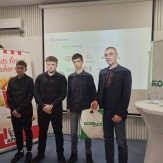 Екипът на КОНТРАКС бе сред менторите на хакатона Code of the Future 25*