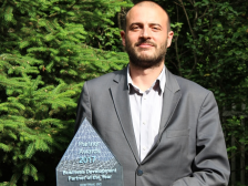 Екипът на КОНТРАКС получи признание от Dell EMC за Business Development Partner of the Year за 2017 г.